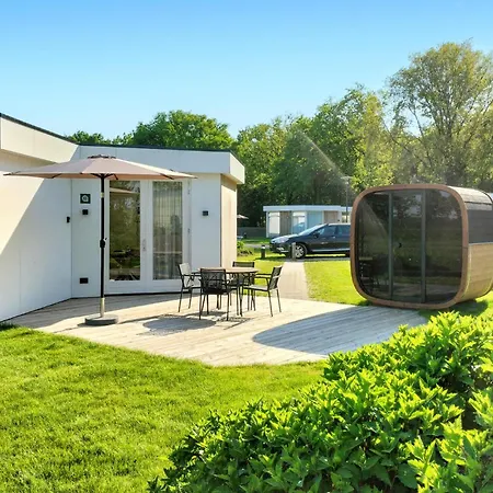 Сasa de vacaciones 2 Bedroom Pet Friendly In *