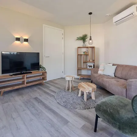 2 Bedroom Pet Friendly In