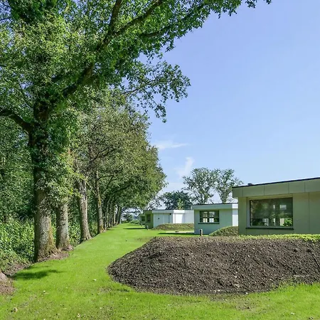 2 Bedroom Pet Friendly In *