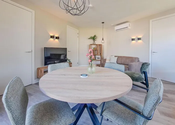 2 Bedroom Pet Friendly In Дом отдыха Афферден