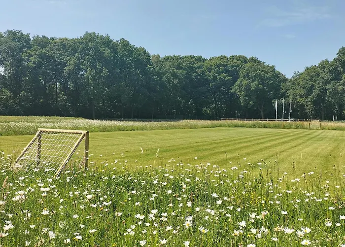 Дом отдыха 2 Bedroom Pet Friendly In