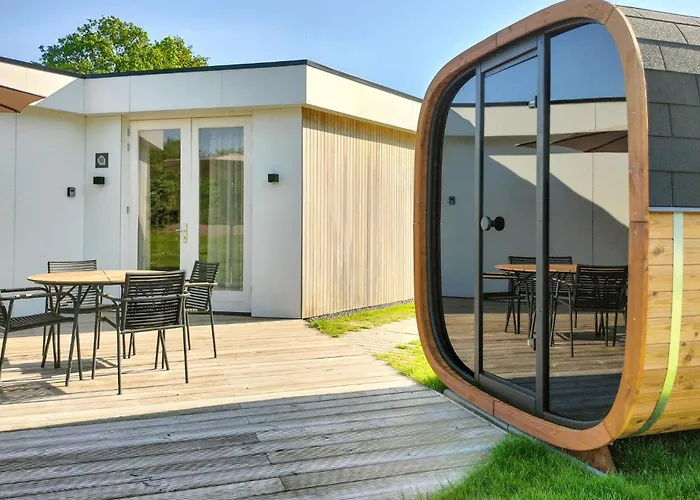 2 Bedroom Pet Friendly In Дом отдыха *