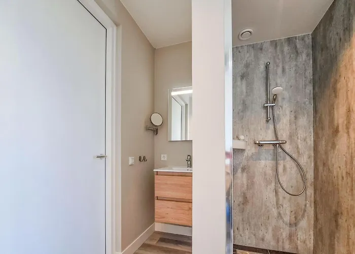 2 Bedroom Pet Friendly In Дом отдыха *