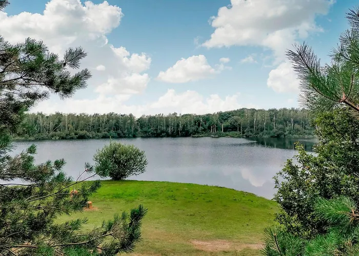 2 Bedroom Pet Friendly In * Афферден