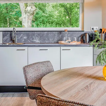 2 Bedroom Pet Friendly In Semesterbostad