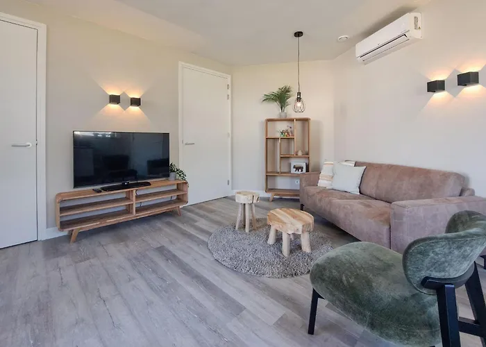 2 Bedroom Pet Friendly In