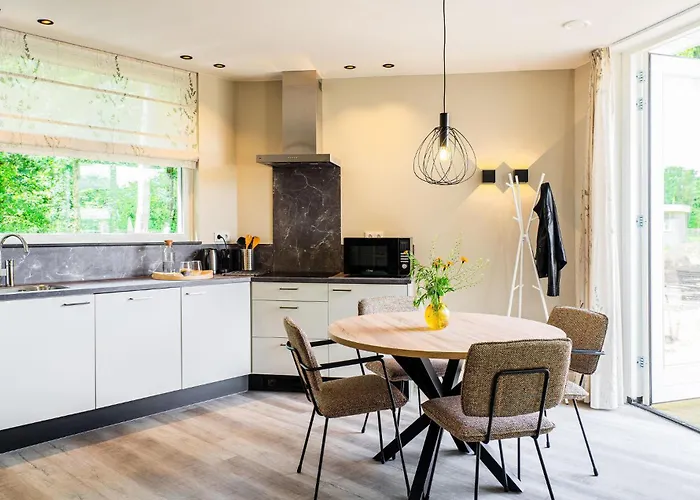 2 Bedroom Pet Friendly In